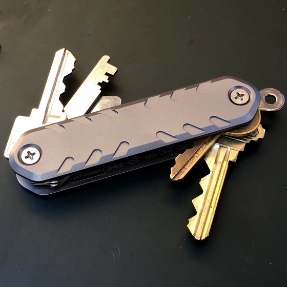 KEYARMOR™ Pocket Key Organizer Superior Titanium Products, Inc.